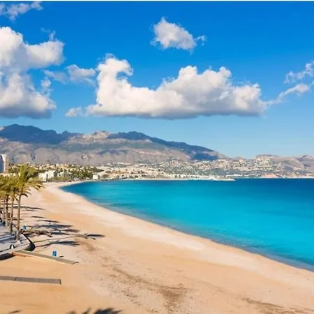 Fantastico Apto Vistas Mar Centro * מארבלה